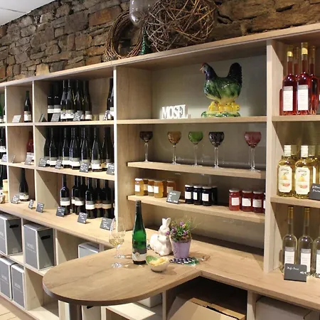 Weinstube Bycastors トライス・カーデン